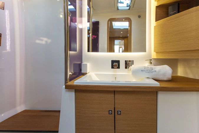 Dufour 56 | Invictus