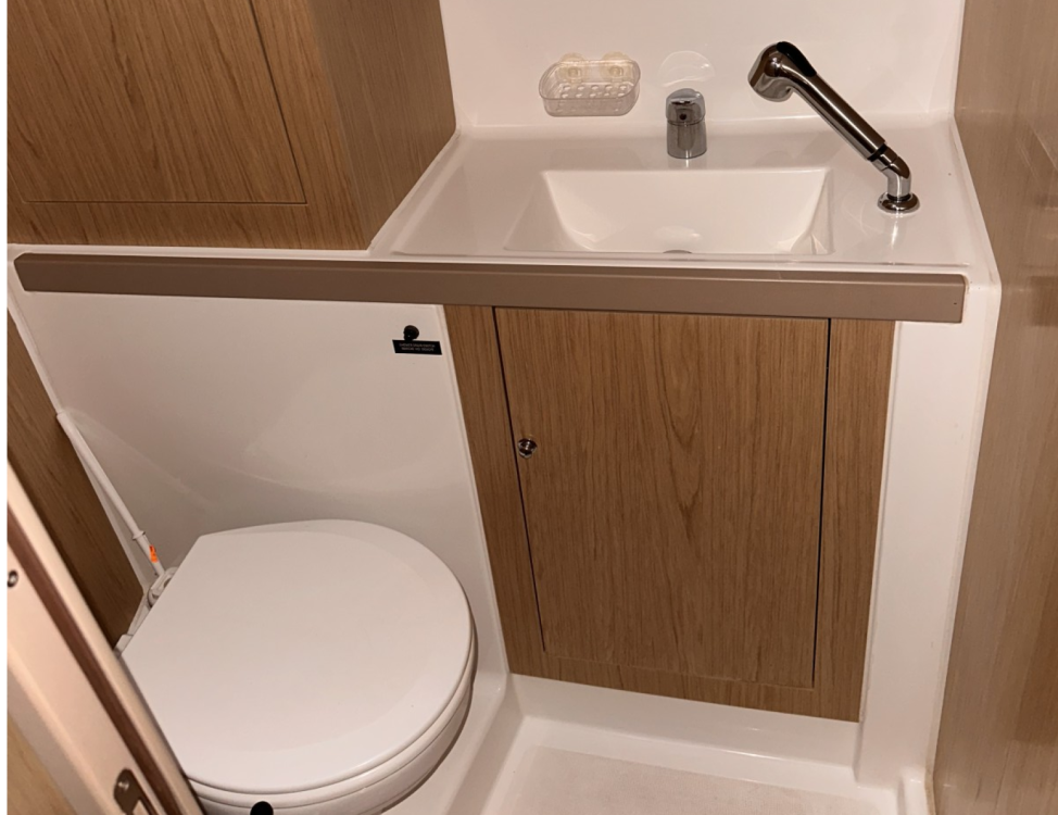 Beneteau Oceanis 41.1 | Targa