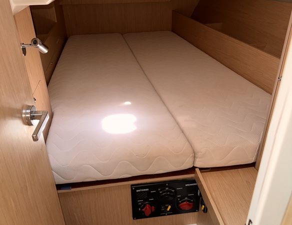 Beneteau Oceanis 41.1 | Targa