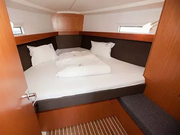 Bavaria Cruiser 37 | Gospoja