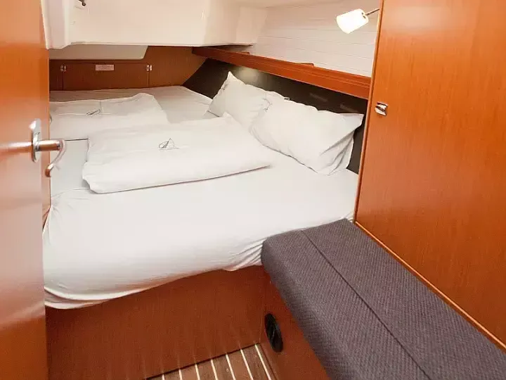Bavaria Cruiser 37 | Gospoja