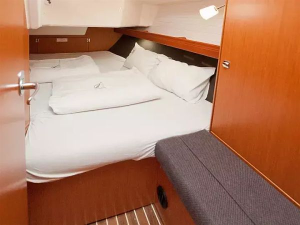 Bavaria Cruiser 37 | Gospoja