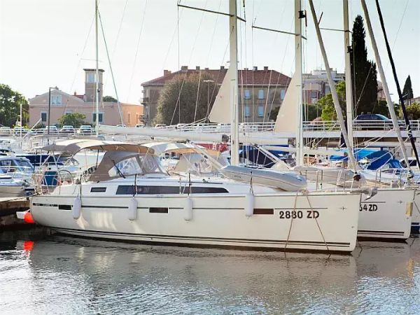 Bavaria Cruiser 37 | Gospoja
