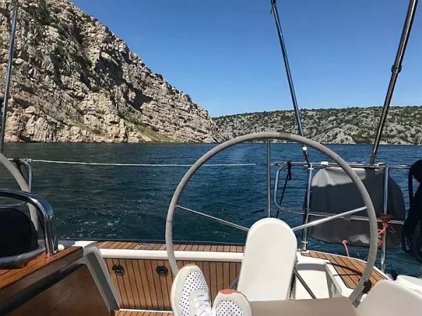 Bavaria Cruiser 37 | Gospoja