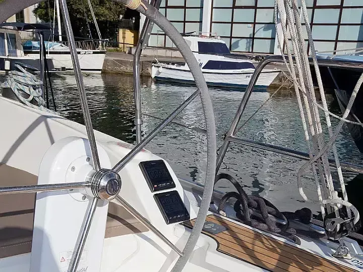 Bavaria Cruiser 37 | Gospoja