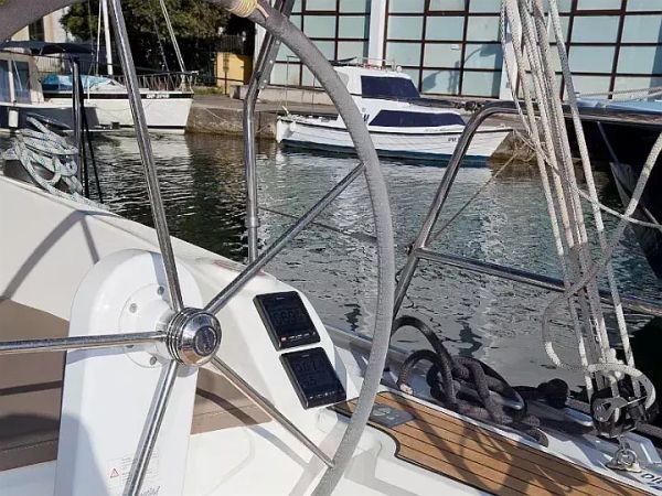 Bavaria Cruiser 37 | Gospoja