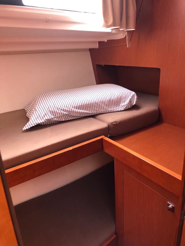 Beneteau Oceanis 48 | Franziska