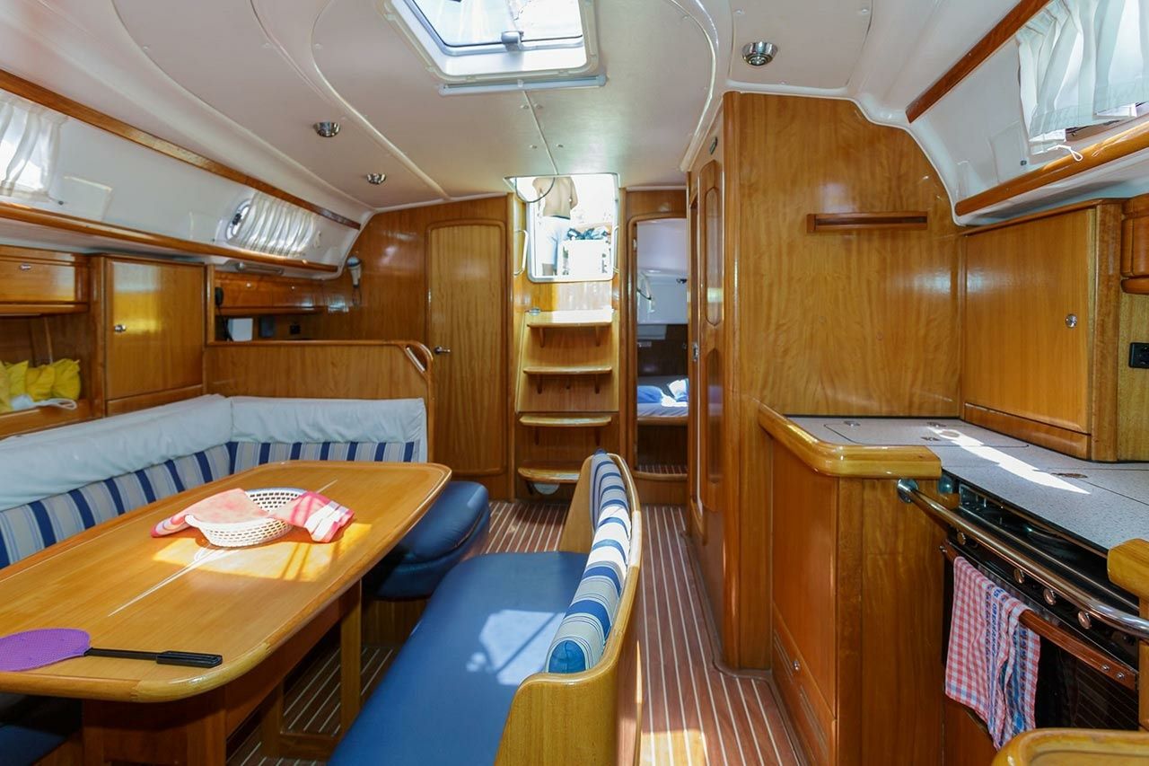 Bavaria 42 Cruiser | Lady Clam
