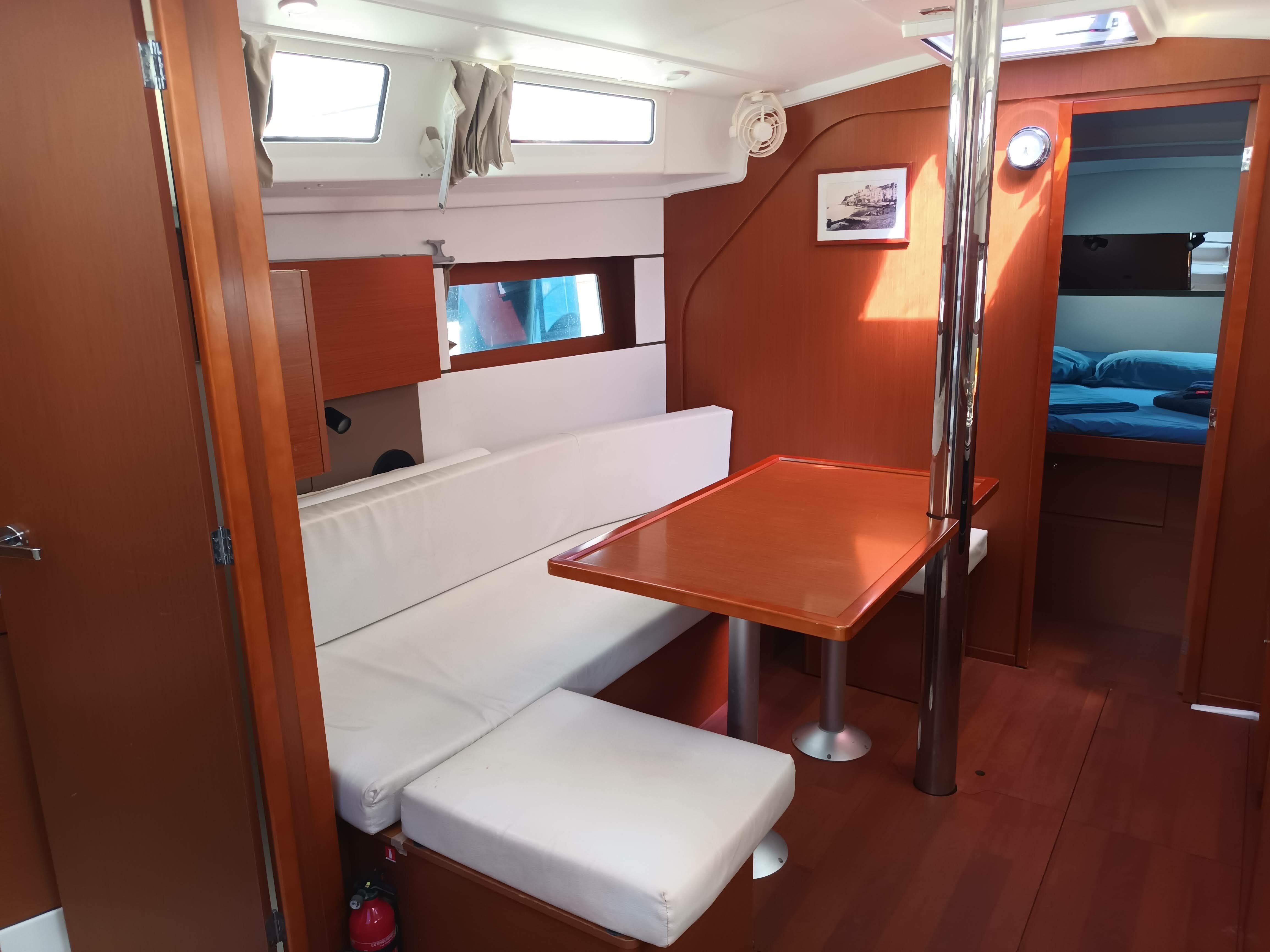 Beneteau Oceanis 38 | Morgana