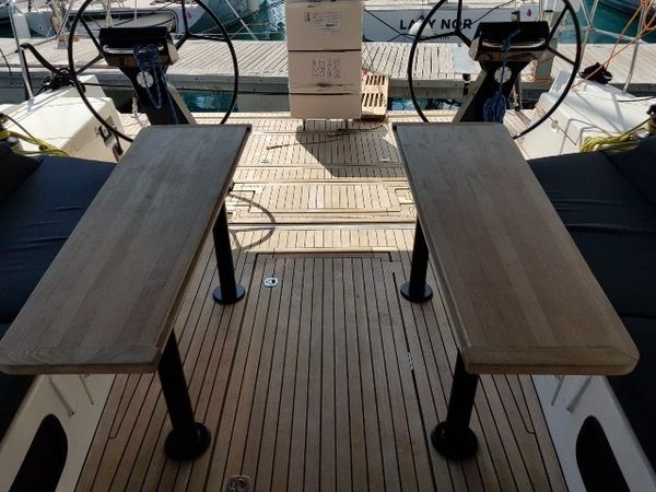 More 55 | Solid White