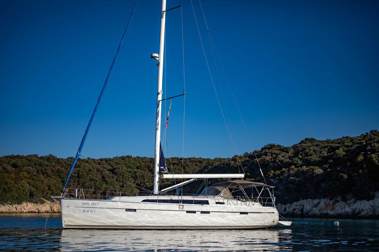 Bavaria Cruiser 46 | Beef