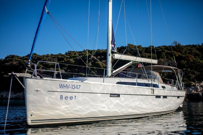 Bavaria Cruiser 46 | Beef