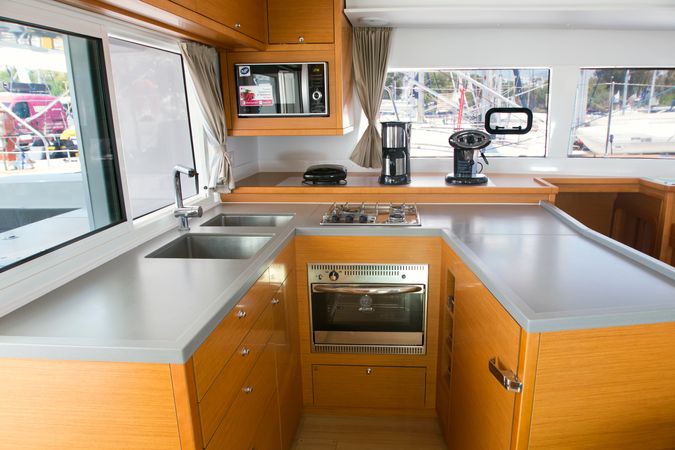 Lagoon 450 F | Hydra 8