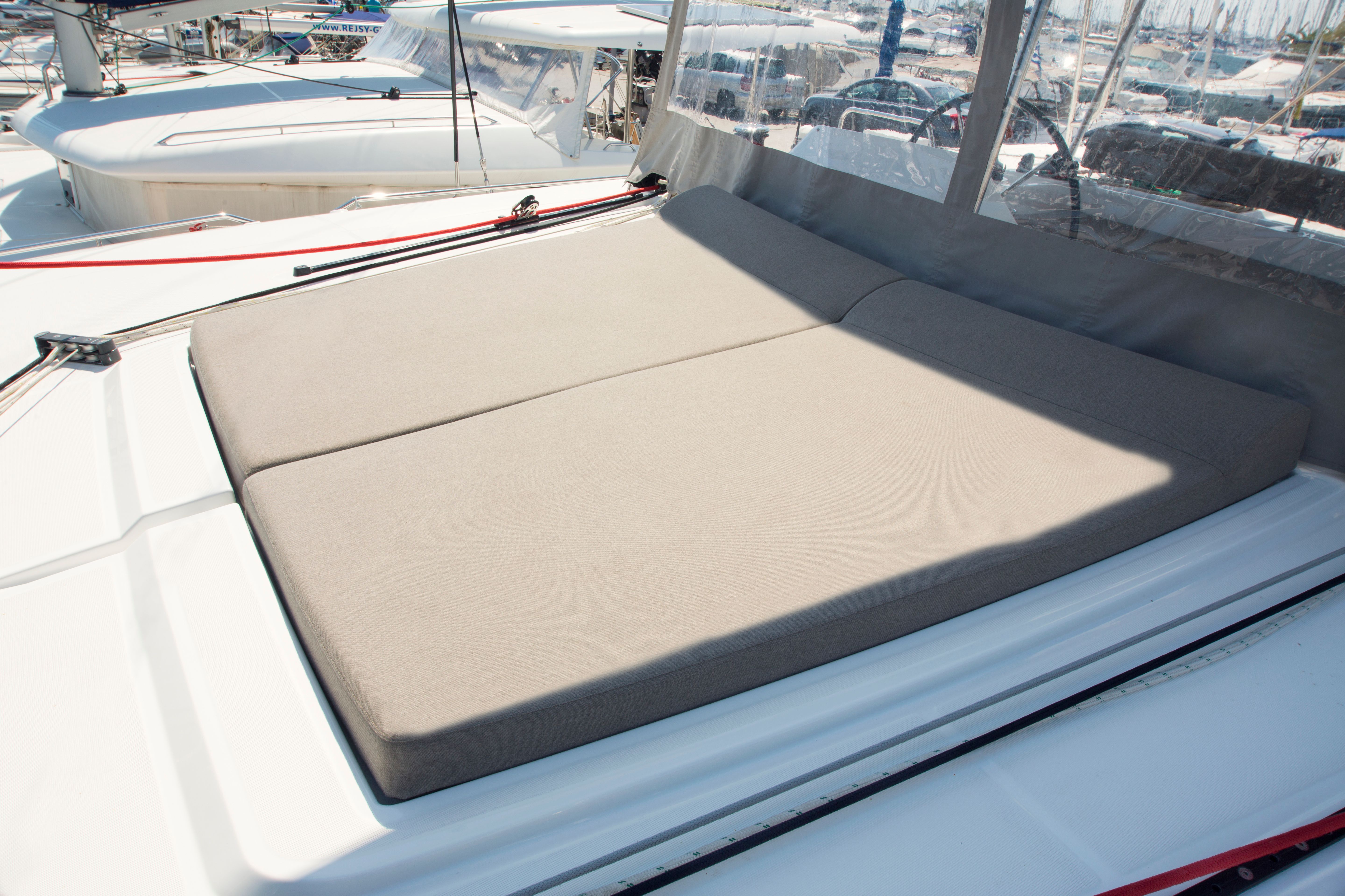 Lagoon 450 F | Hydra 8