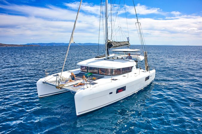 Lagoon 42 | Albertina