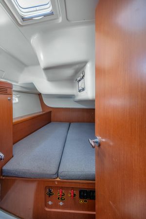 Beneteau Oceanis 40 | Baby