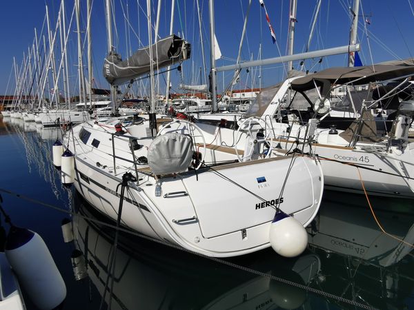 Bavaria Cruiser 41S | Heroes