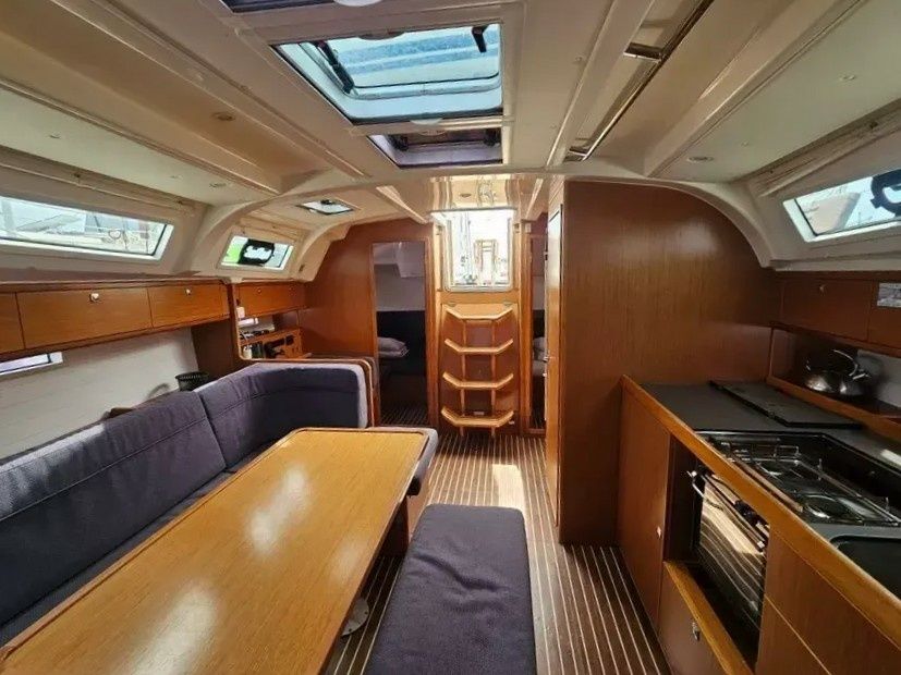 Bavaria Cruiser 41S | China Girl