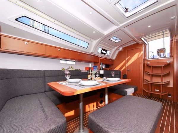 Bavaria Cruiser 41S | Rebel Rebel