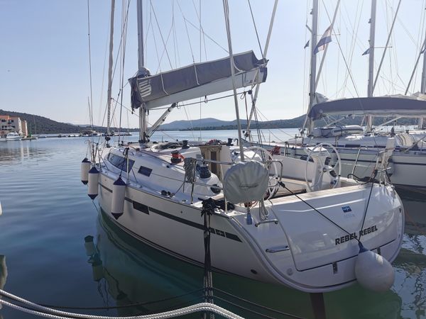 Bavaria Cruiser 41S | Rebel Rebel