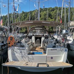 Jeanneau Sun Odyssey 389 | Tequila Sunrise