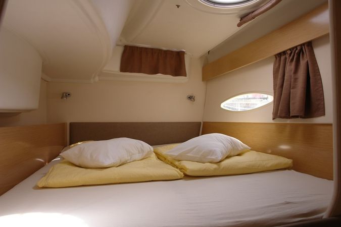 Fountaine Pajot Lipari 41 | Argos