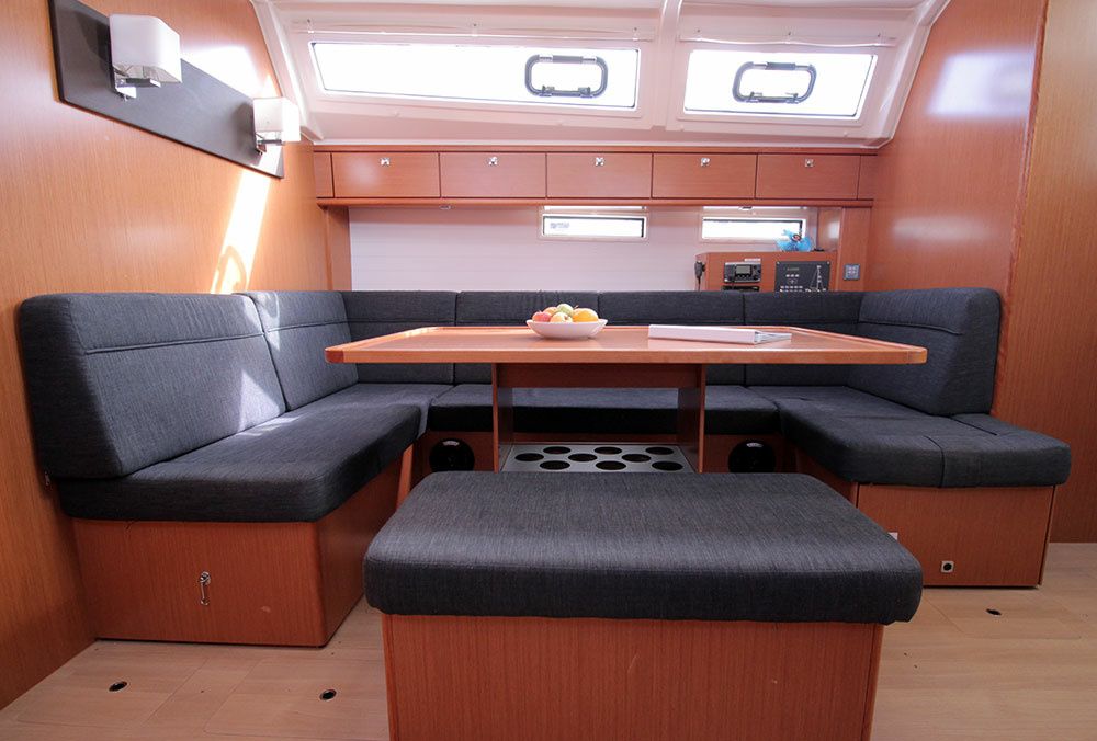 Bavaria Cruiser 46 | Lucy Ball