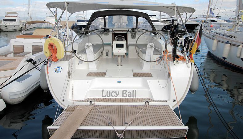 Bavaria Cruiser 46 | Lucy Ball