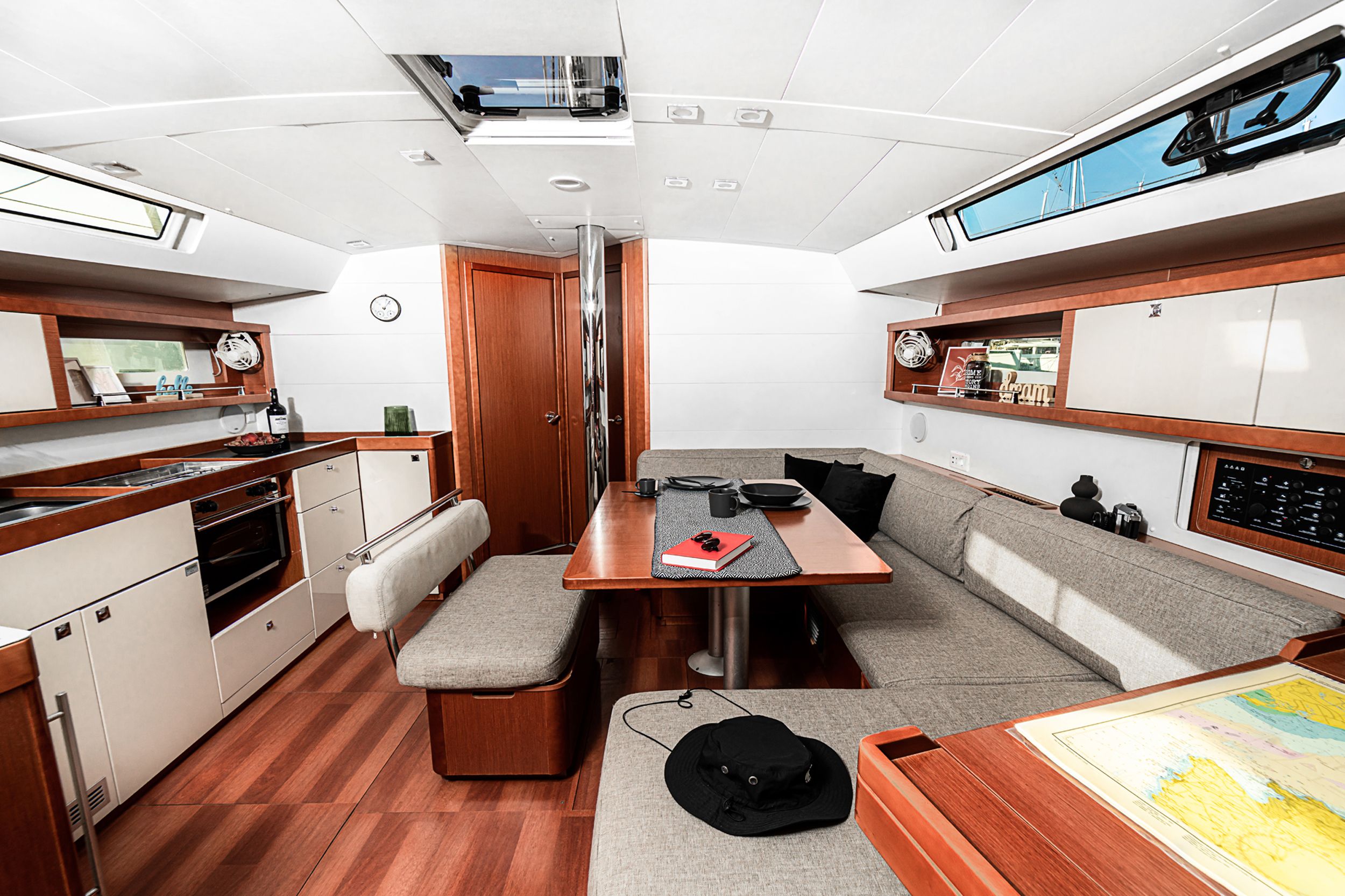 Beneteau Oceanis 45 | Diana