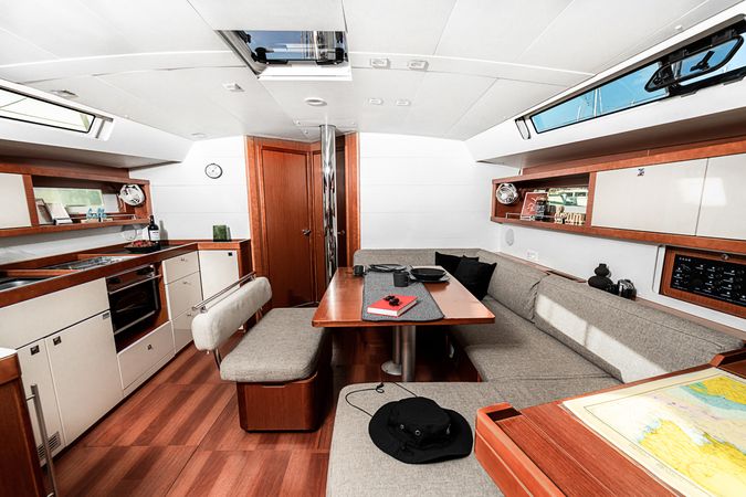 Beneteau Oceanis 45 | Diana
