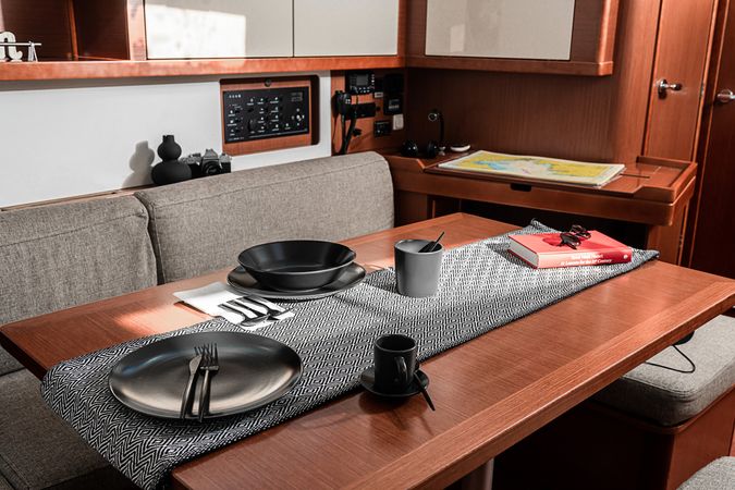 Beneteau Oceanis 45 | Diana