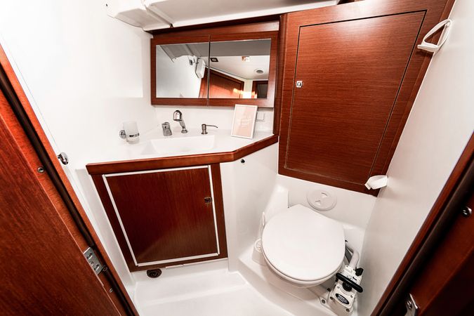 Beneteau Oceanis 45 | Diana