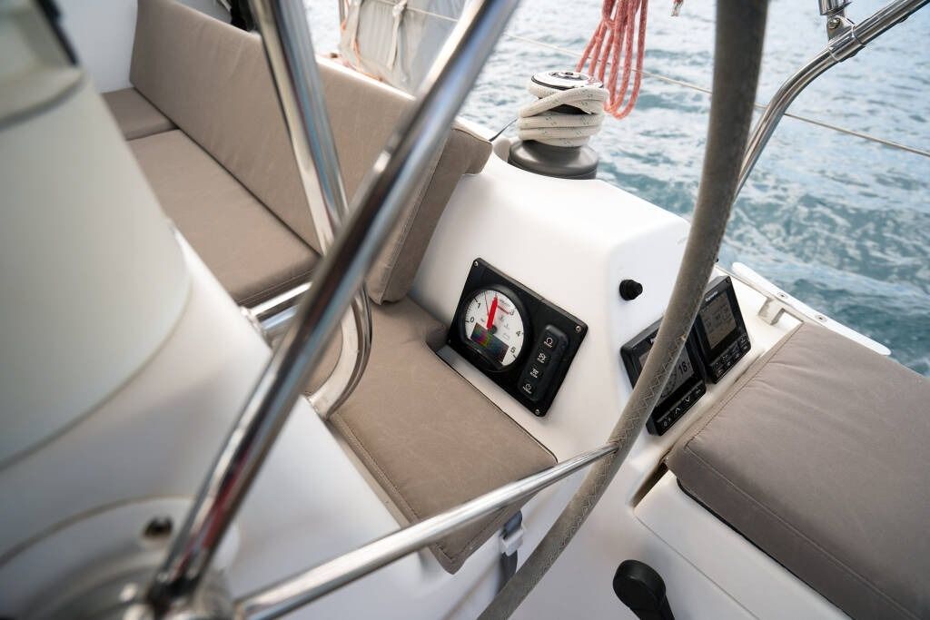 Dufour 335 | Moon River