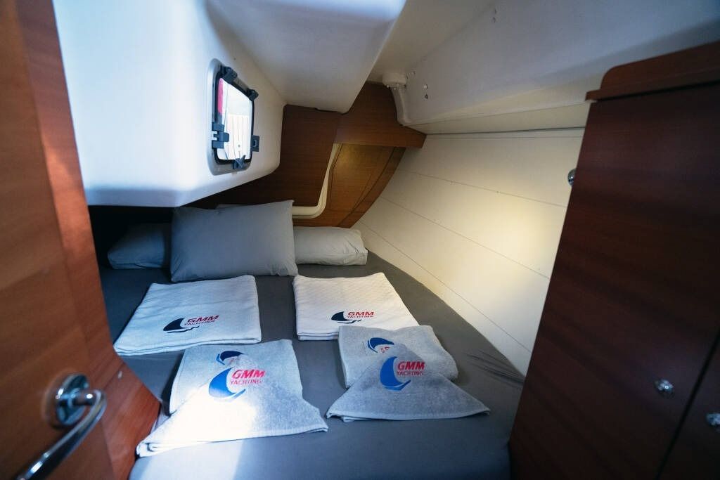 Dufour 335 | Moon River