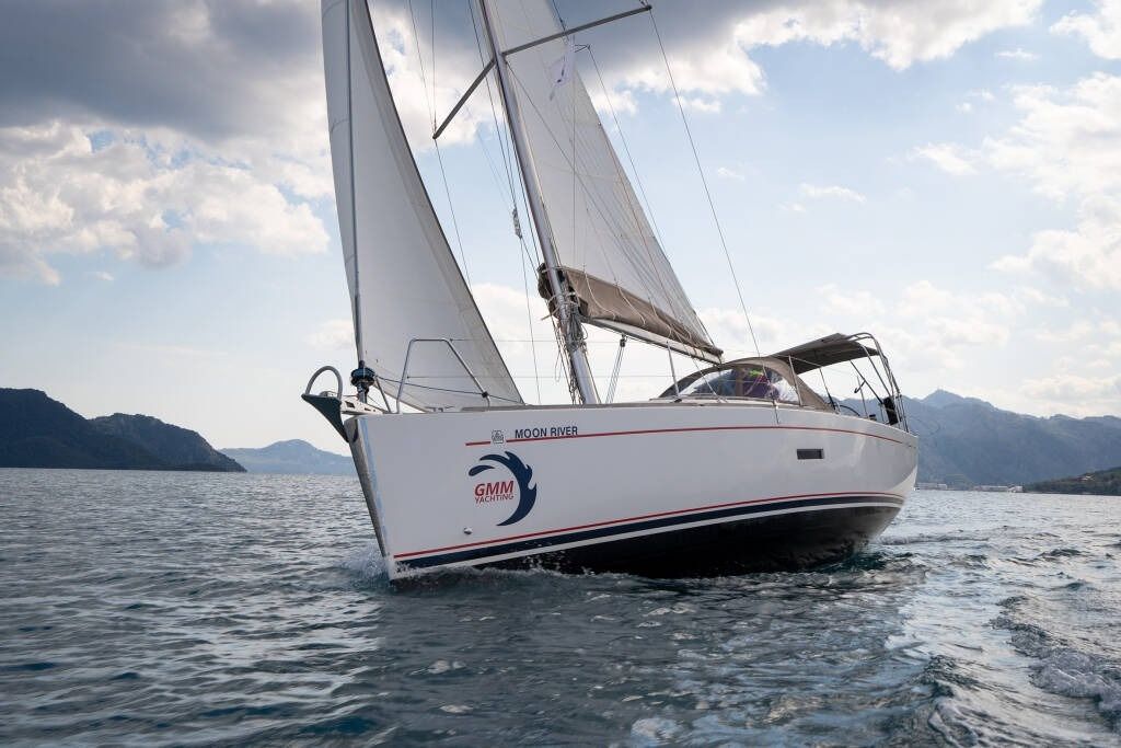 Dufour 335 | Moon River