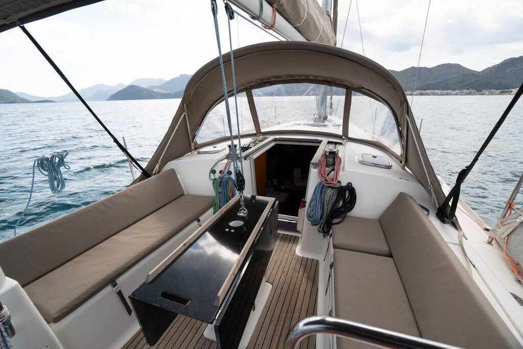 Dufour 335 | Moon River