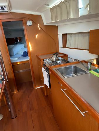 Beneteau Oceanis 38 | Caroline