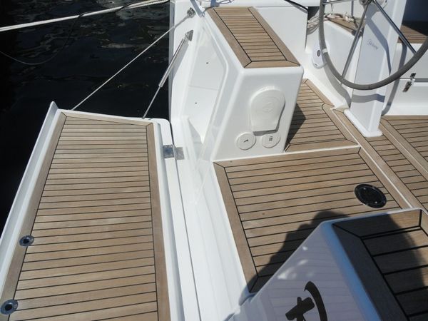 Hanse 385 | Riana