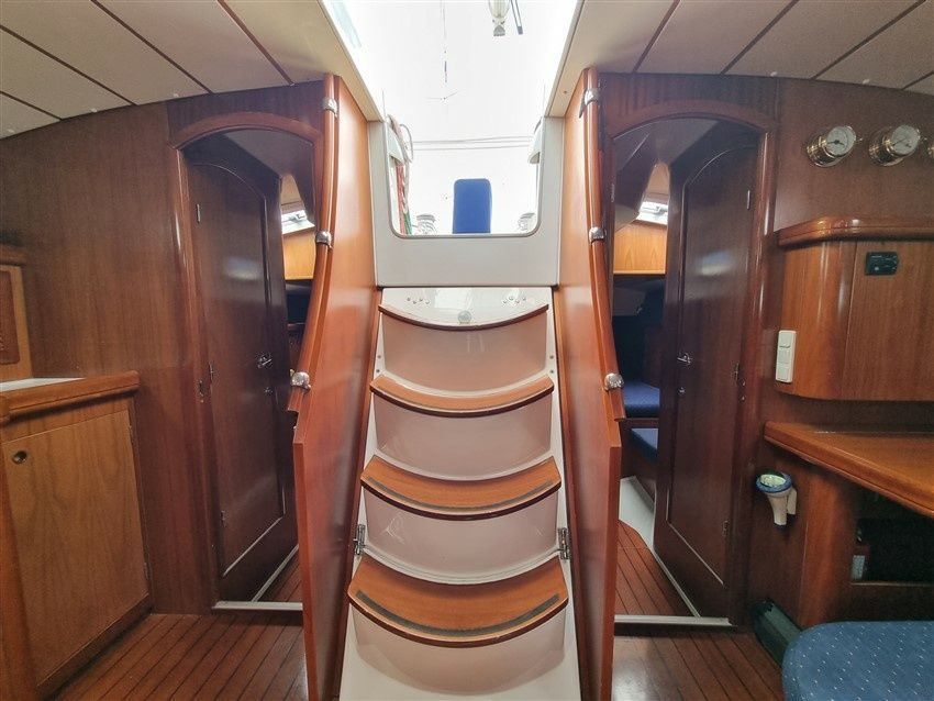 Beneteau 50 | White Lady