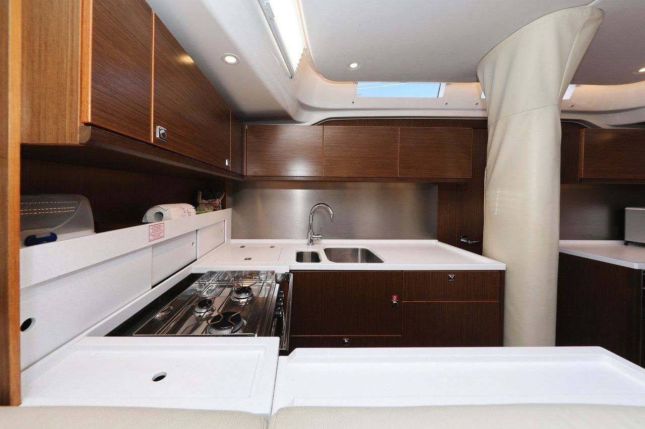 Bavaria C57 | Be Luxe