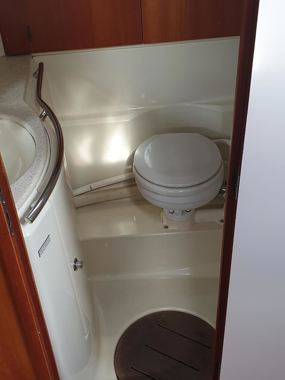 Dufour 44 | Jonathan Pink