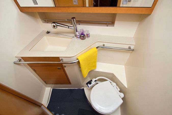 Elan 450 | Adio Pameti