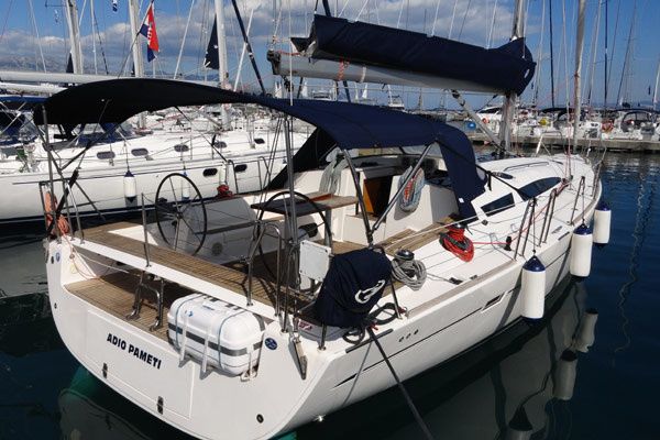 Elan 450 | Adio Pameti