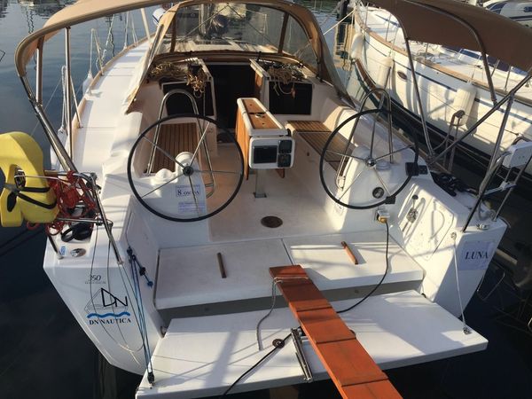 Dufour 350 | Luna