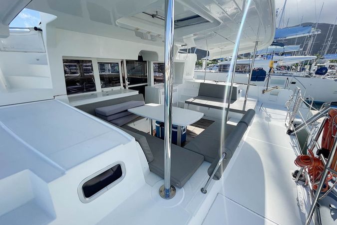 Lagoon 450 F | Judges' Chambers