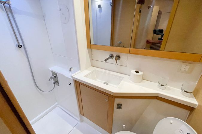 Lagoon 450 F | Judges' Chambers