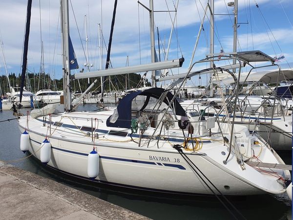 Bavaria 38 Cruiser | Nexus