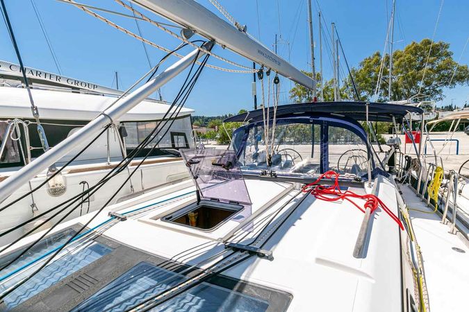 Dufour 382 | So What