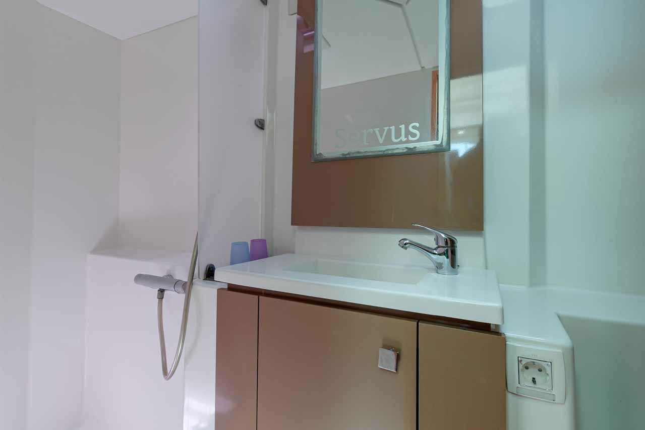 Fountaine Pajot Lucia 40 | Servus
