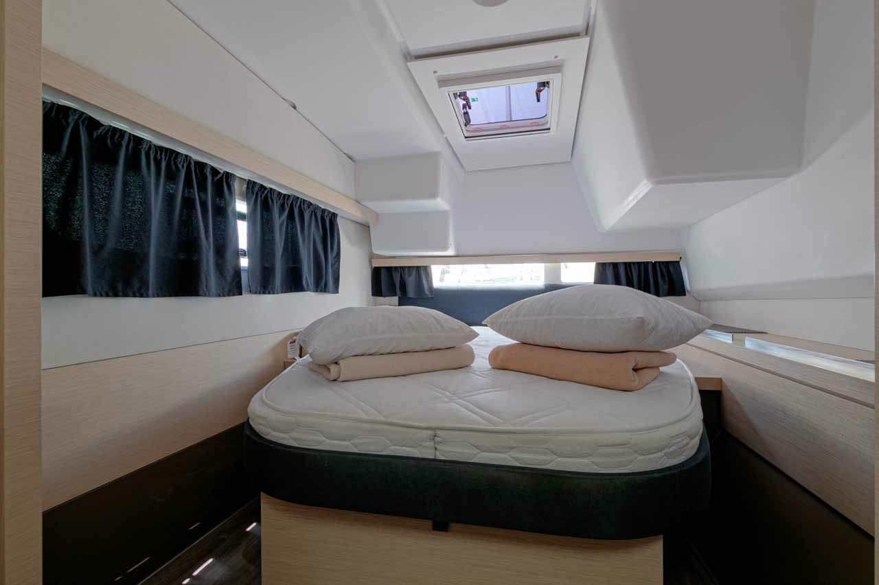 Fountaine Pajot Lucia 40 | Servus